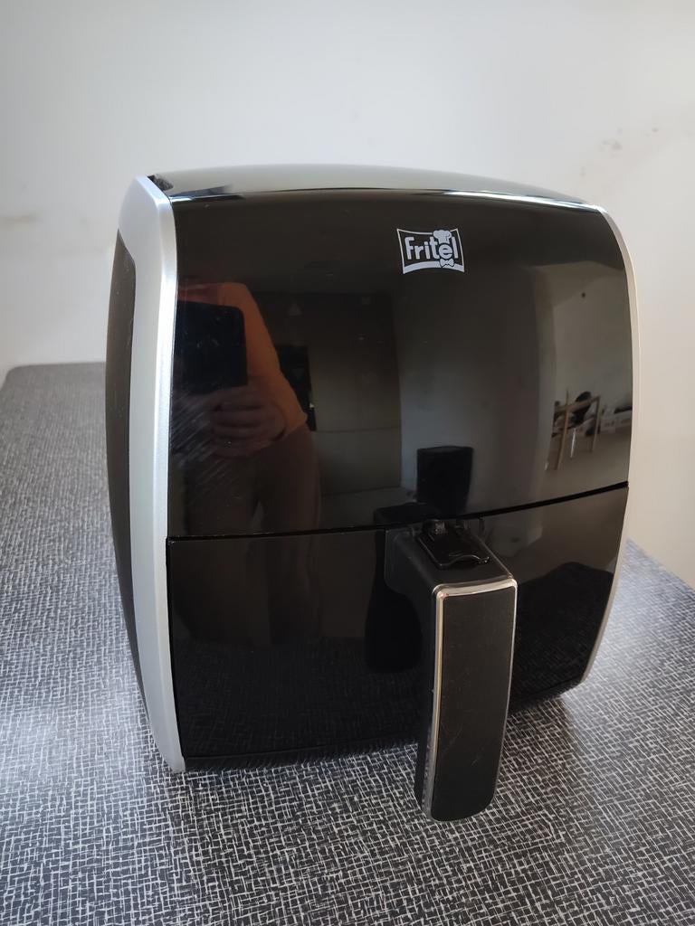 Fritel airfryer Snacktastic 5804 zwart 1450W, Elektronische apparatuur, Ophalen