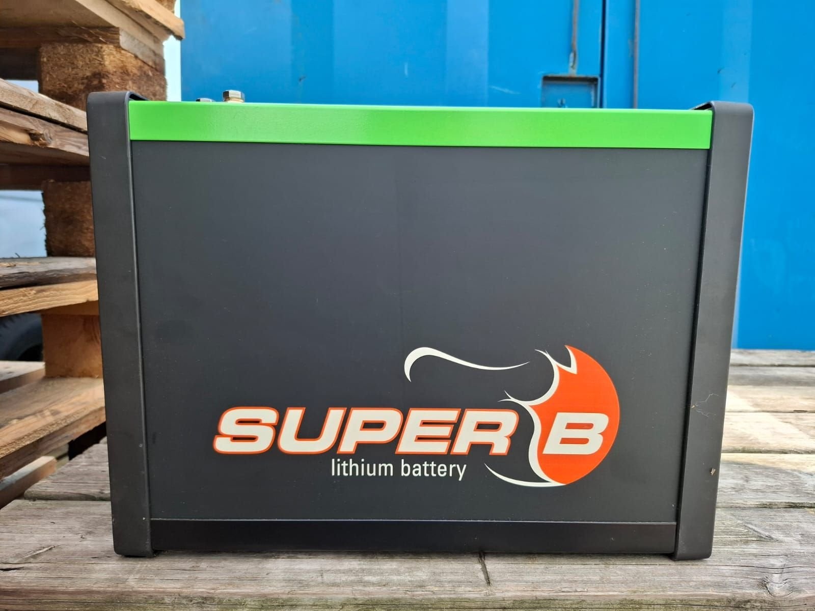 Super B Li-ion (LiFePO4) 160Ah SB12V160E-ZC Accu/ Batterij C, Caravans en Kamperen, Mobilhome-accessoires, Zo goed als nieuw, Ophalen of Verzenden