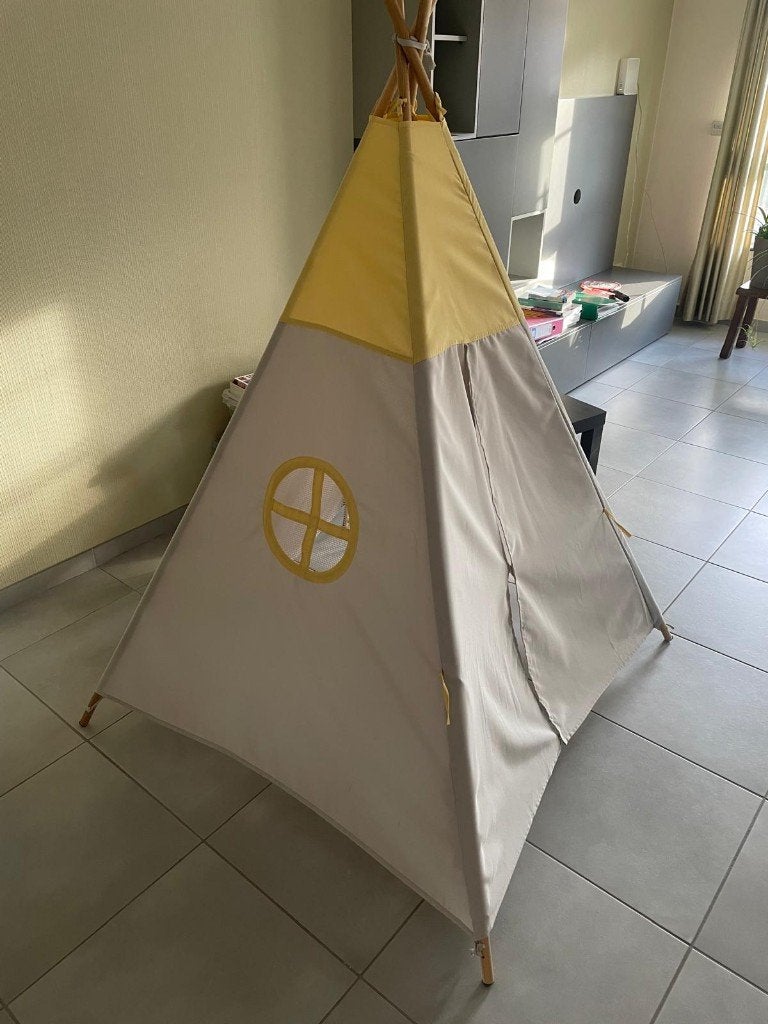 speeltent van stof met houten frame, Enfants & Bébés, Jouets | Extérieur | Aires de jeux, Enlèvement, Comme neuf, Autres types