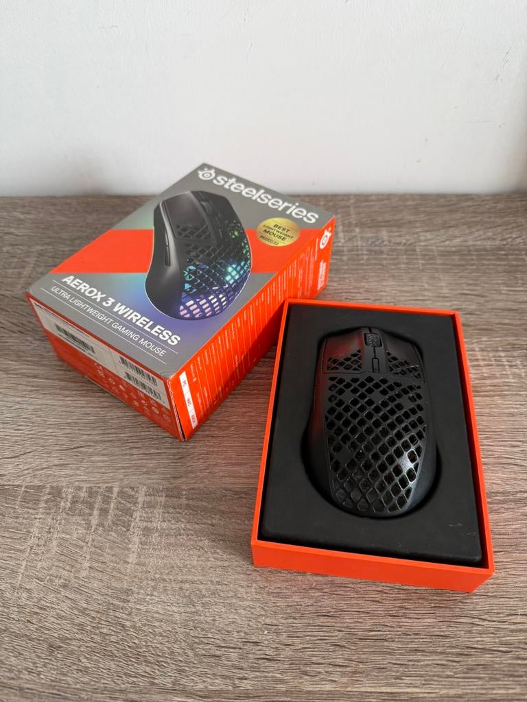 SteelSeries Aerox 3 draadloze gamingmuis, Computers en Software, Muizen, Muis, Draadloos, Ophalen of Verzenden
