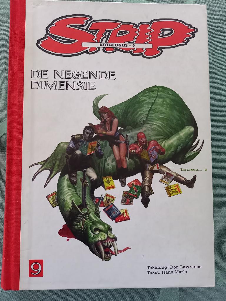 Strip Katalogus 9 - De negende dimensie, Eén stripboek, Ophalen of Verzenden, Gelezen