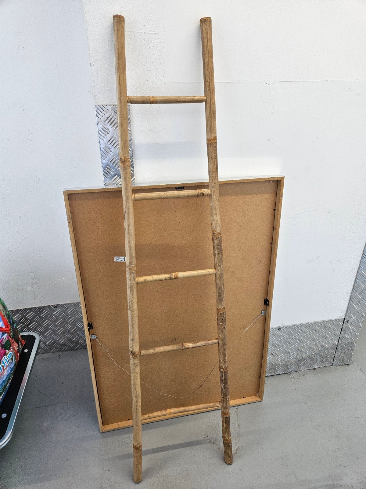 Échelle décorative, Enlèvement, Bois