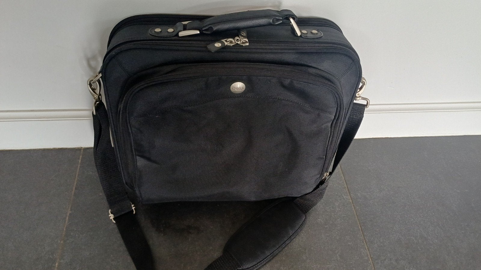 sacoche pour ordinateur portable Dell, Enlèvement ou Envoi, Dell, Comme neuf, Sac à bandoulière