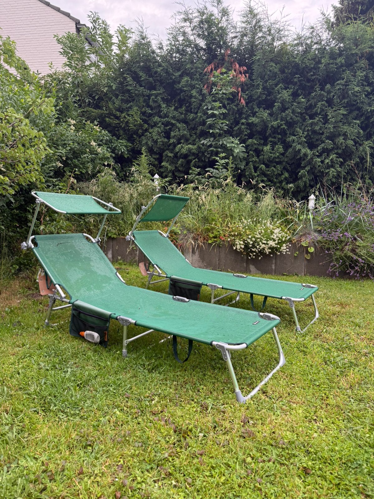 2 groene ligbedden, Tuin en Terras, Ophalen, Zo goed als nieuw