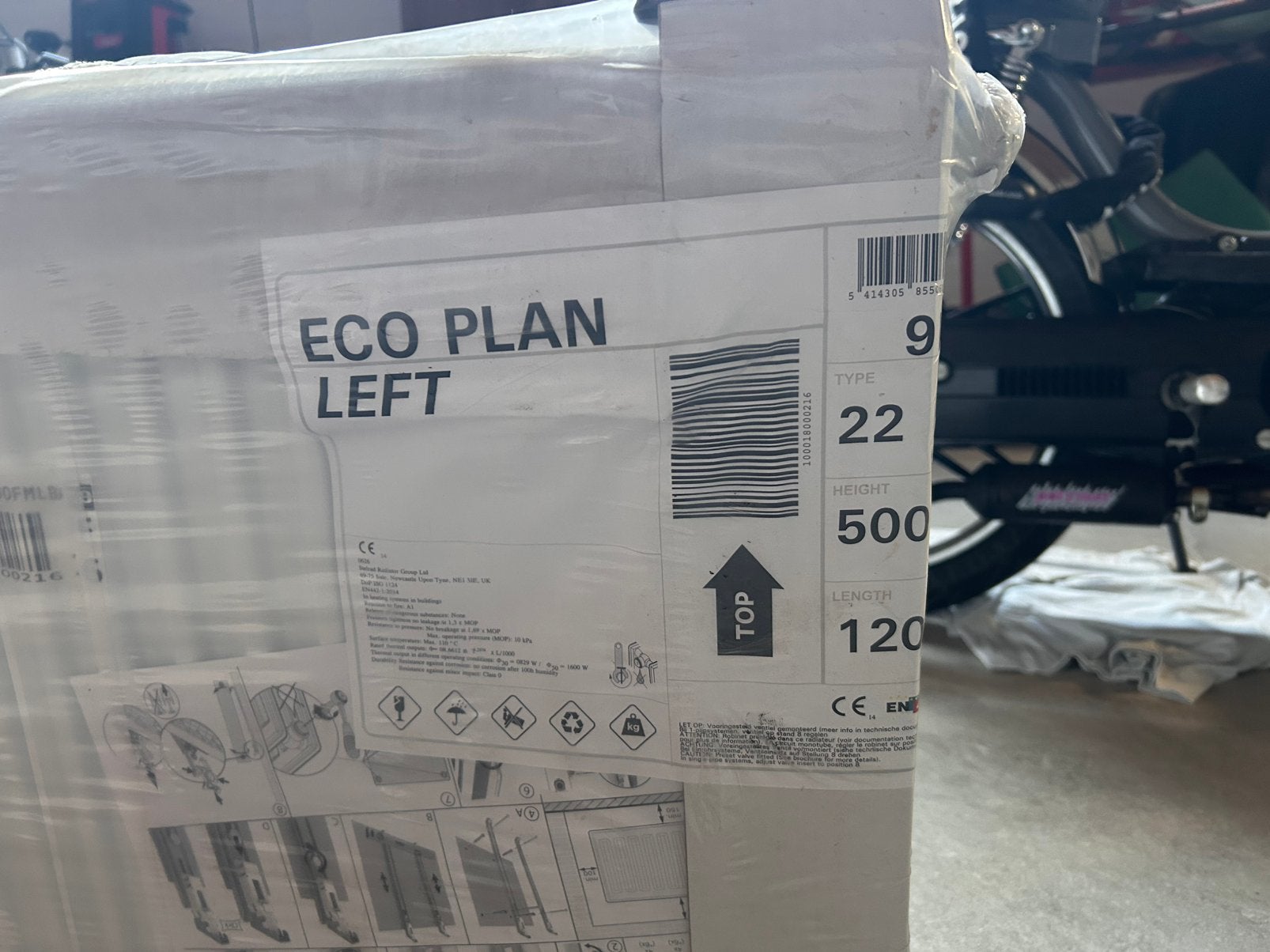 Henrad Everest Plan Eco radiator, Doe-het-zelf en Bouw, Ophalen, 500 tot 800 watt, Radiator, Nieuw