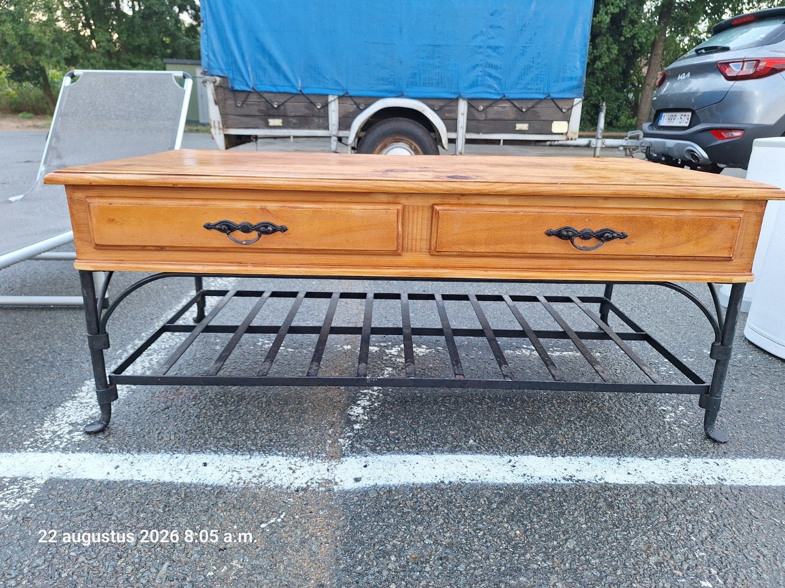 Table basse en chêne avec structure en fer forgé
120 x 60 x, Maison & Meubles, Enlèvement