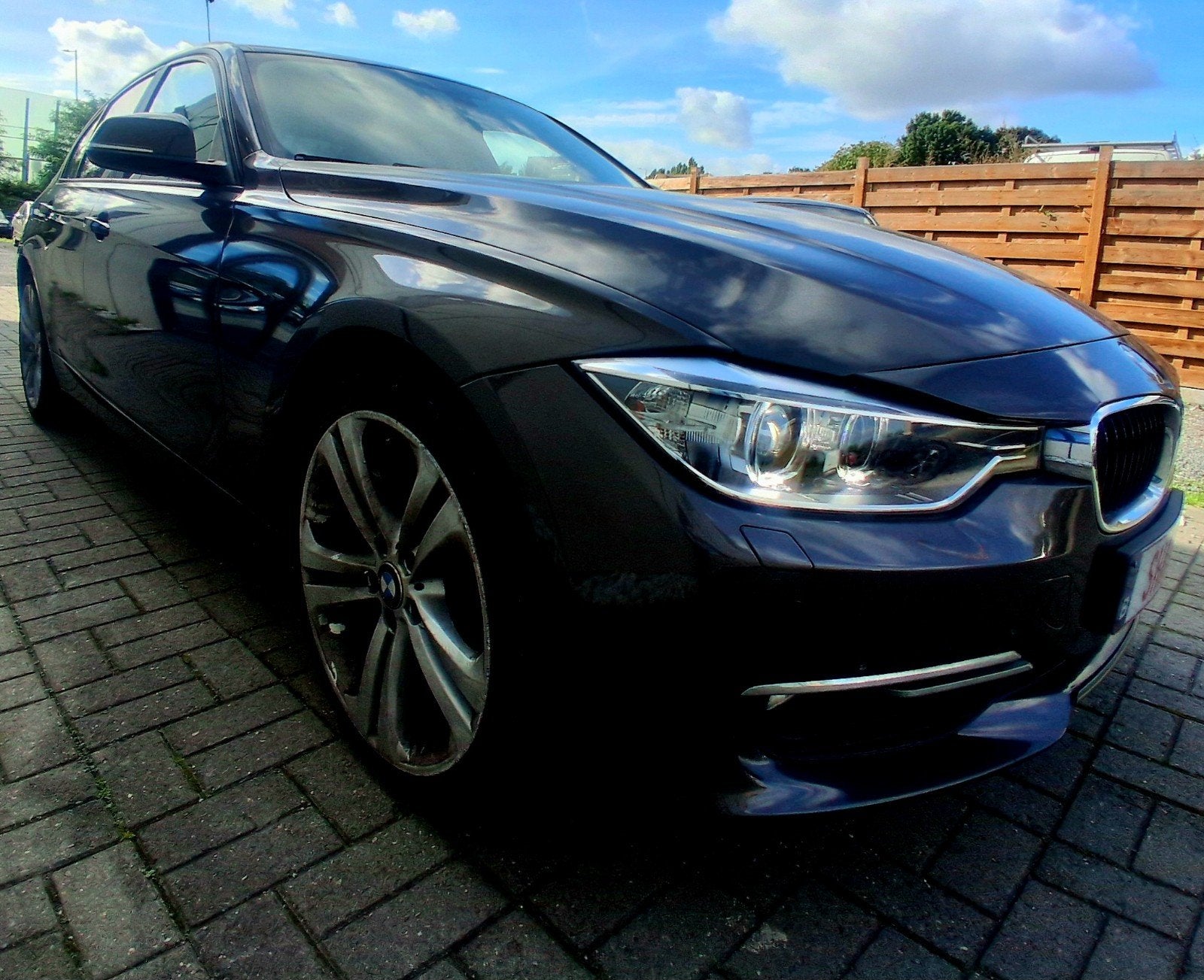 BMW 316I, Testrit aan huis, Achterwielaandrijving, 4 cilinders, Bruin