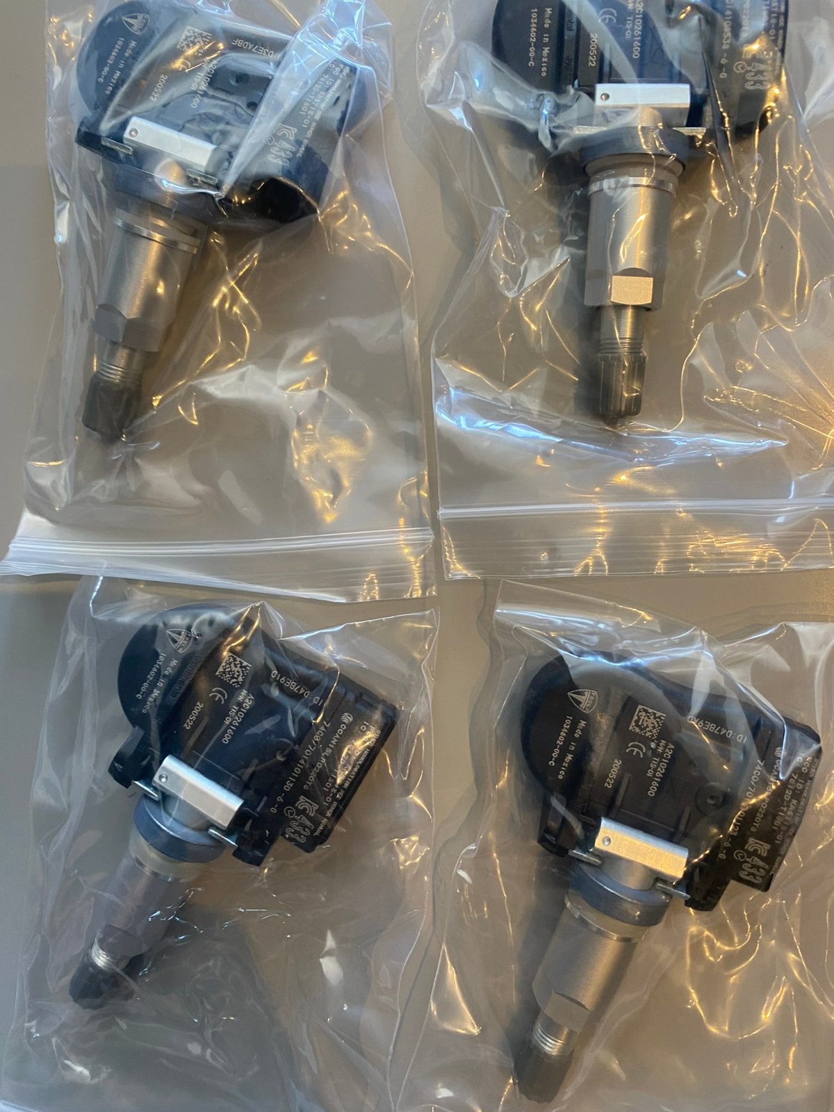 Nouveau ! Capteurs de pneus TPMS Tesla 3 S Y X, 4 433 MHz, Envoi