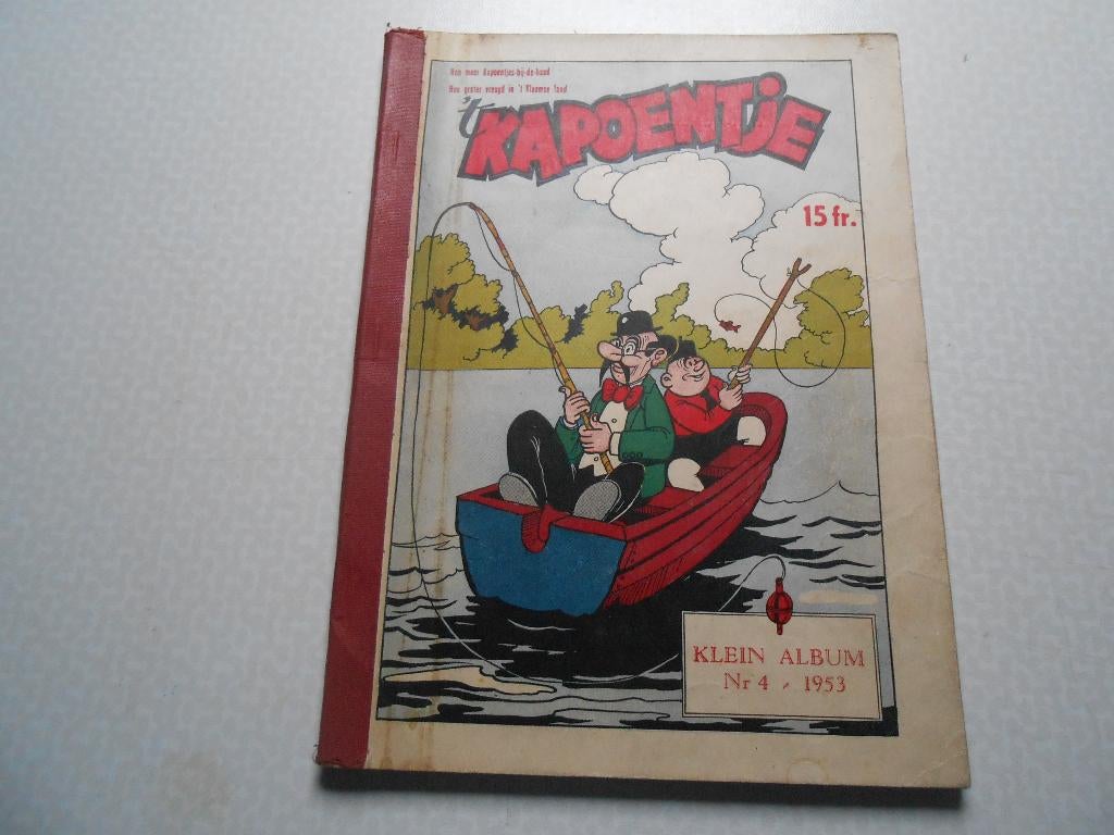 Kleine Album 't Kapoentje 4. 1953., Gelezen, Eén stripboek, Ophalen of Verzenden, Herge