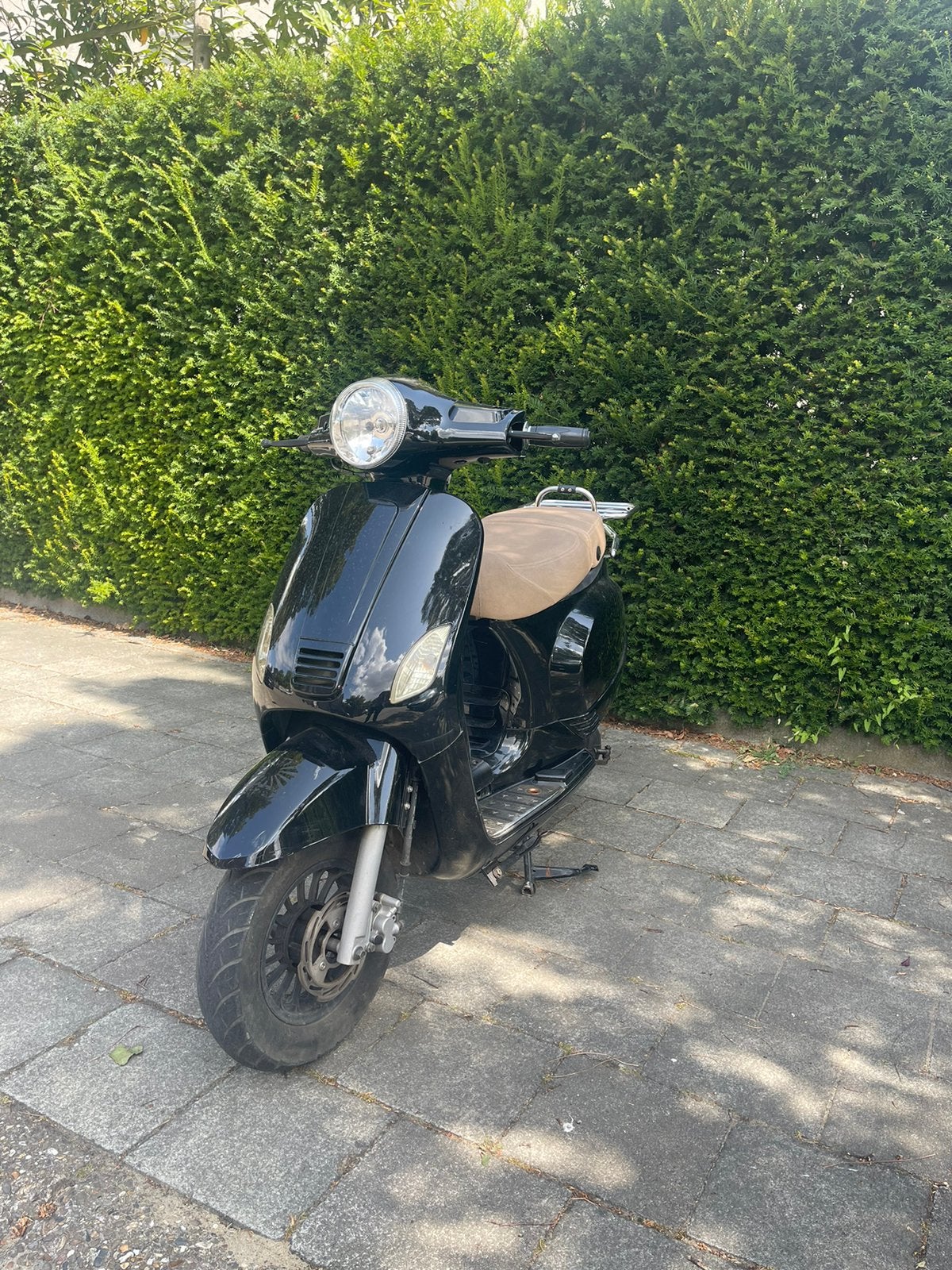 SCOOTER A klasse, Fietsen en Brommers, Ophalen, Zo goed als nieuw