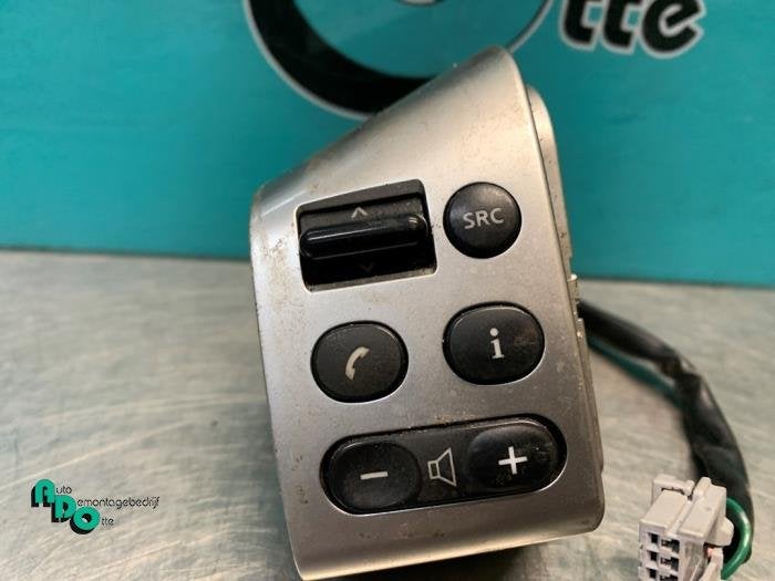 Commande radio volant d'un Nissan Note (Note 06-), -, 3 mois de garantie, Utilisé, -