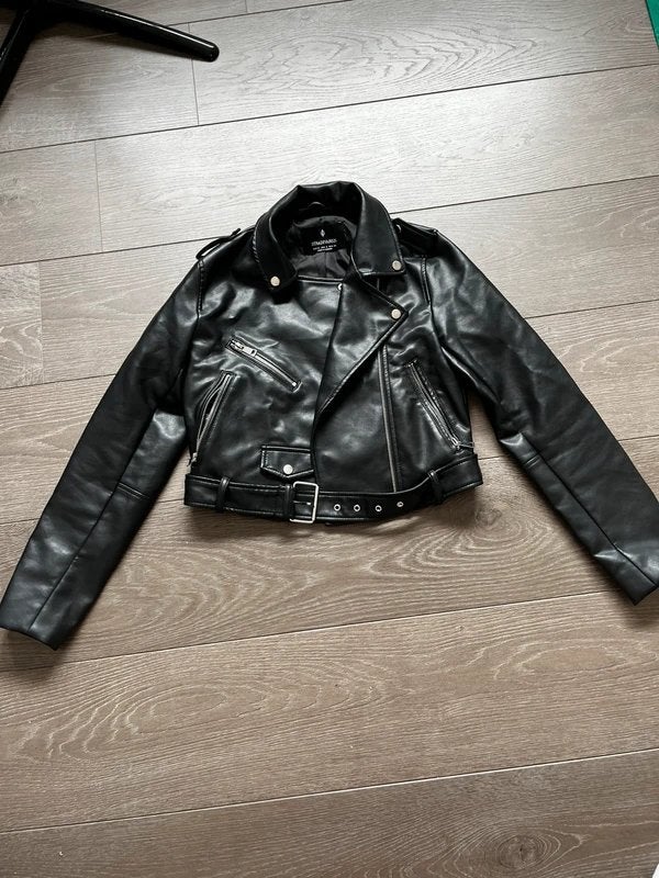 Stradivarius Black Faux Leather Biker Jacket Size S, Kleding | Dames, Zwart, Ophalen of Verzenden, Zo goed als nieuw, Maat 36 (S)