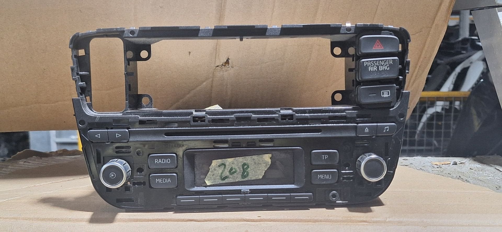 Originele Volkswagen Up! / Citigo Autoradio CD-speler + Fram, Gebruikt, -, -, Ophalen of Verzenden