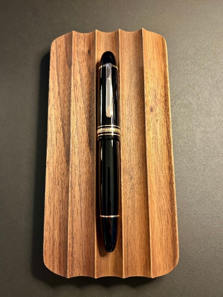 Montblanc 149 Red Gold (F), Ophalen of Verzenden, Zo goed als nieuw, Met doosje, Vulpen