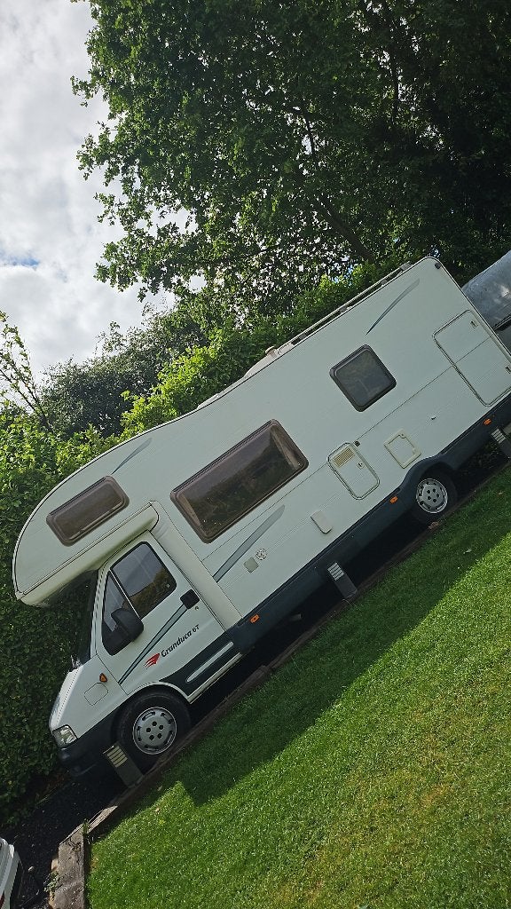 Mobilhome Fiat Ducato Granduca 67 2.8jtd, Chemisch toilet, Standaard zit, Alkoof, Ringverwarming
