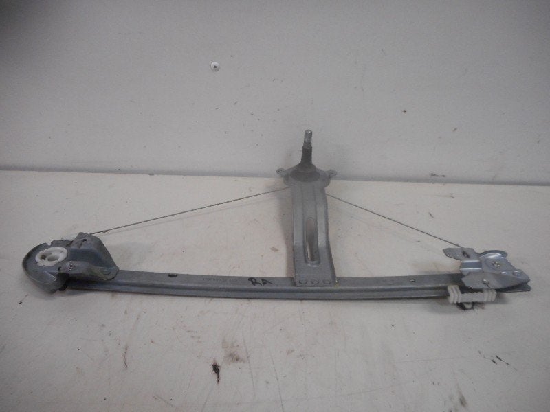 RAAMMECHANIEK HAND RECHTS ACHTER Opel Meriva (A) (93367906), Gebruikt, Opel, Opel Automobile GmbH, Kontakt-opel@opel.com