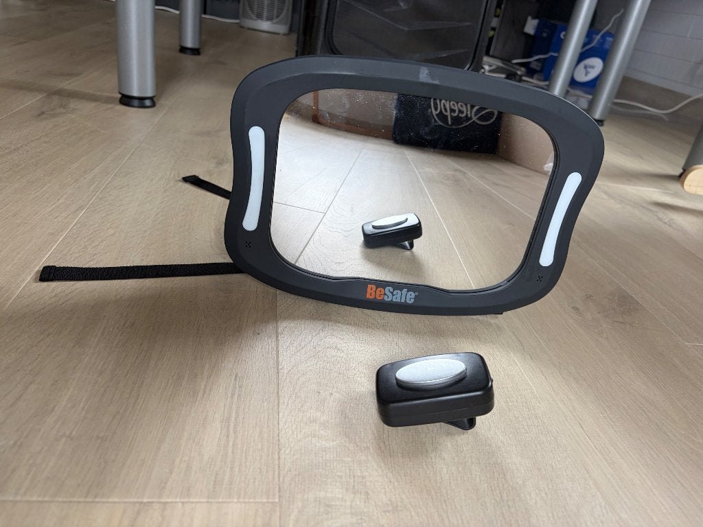 Miroir BeSafe pour bébé XL avec lumières LED, Enfants & Bébés, Enlèvement, Comme neuf
