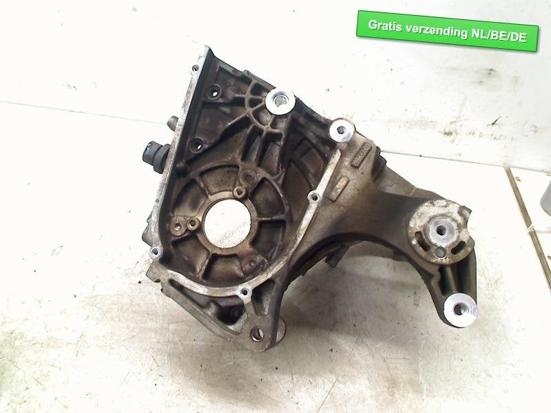 SUPPORT ALTRENATEUR Fiat Doblo (263) (55226624), FCA Germany GmbH, IPC D1-09 Bahnhofsplatz
65423  Rüsselsheim am Main, DE, Utilisé