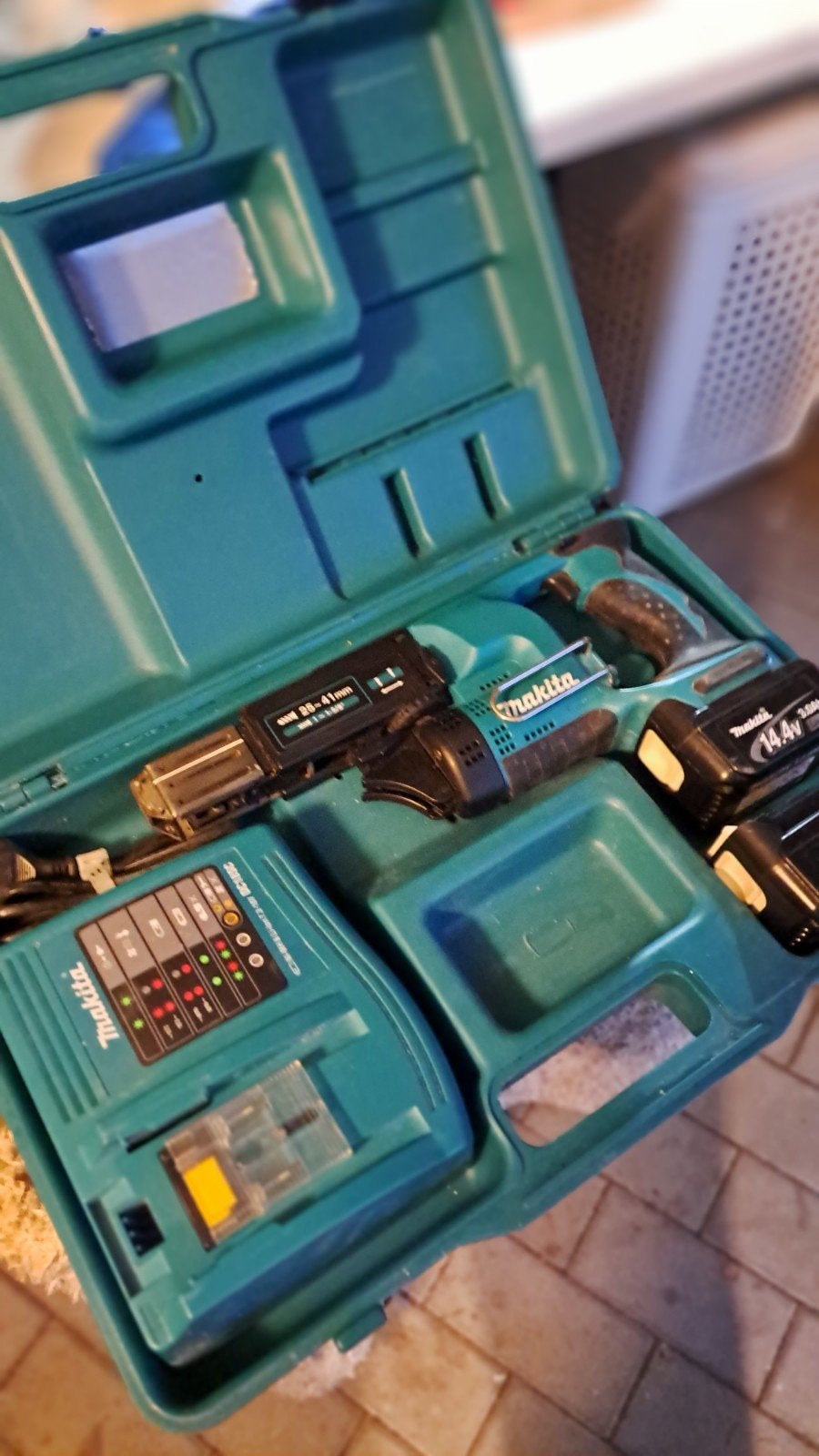 Band gips schroeven machine- MAKITA, Doe-het-zelf en Bouw, Ophalen of Verzenden