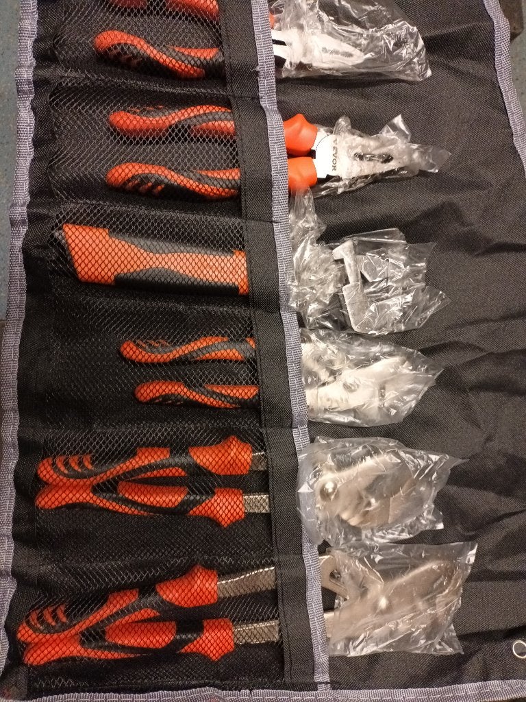 Set neuf de 8 pinces, Enlèvement ou Envoi, Neuf, Pince