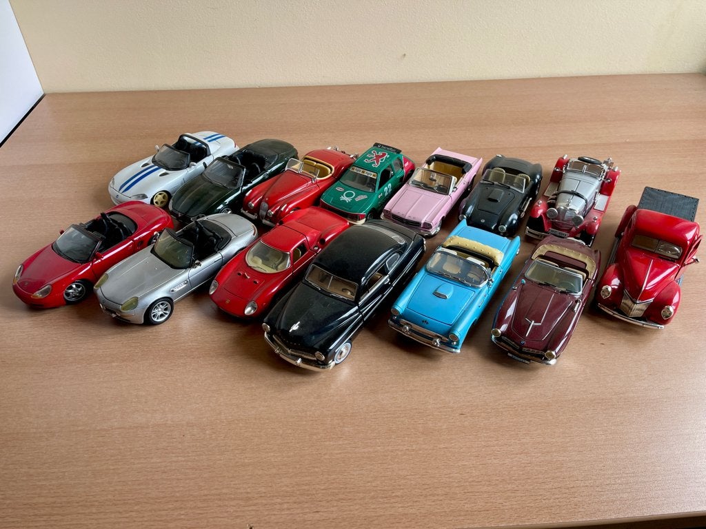 auto models 1/24, Ophalen, Gebruikt, Auto