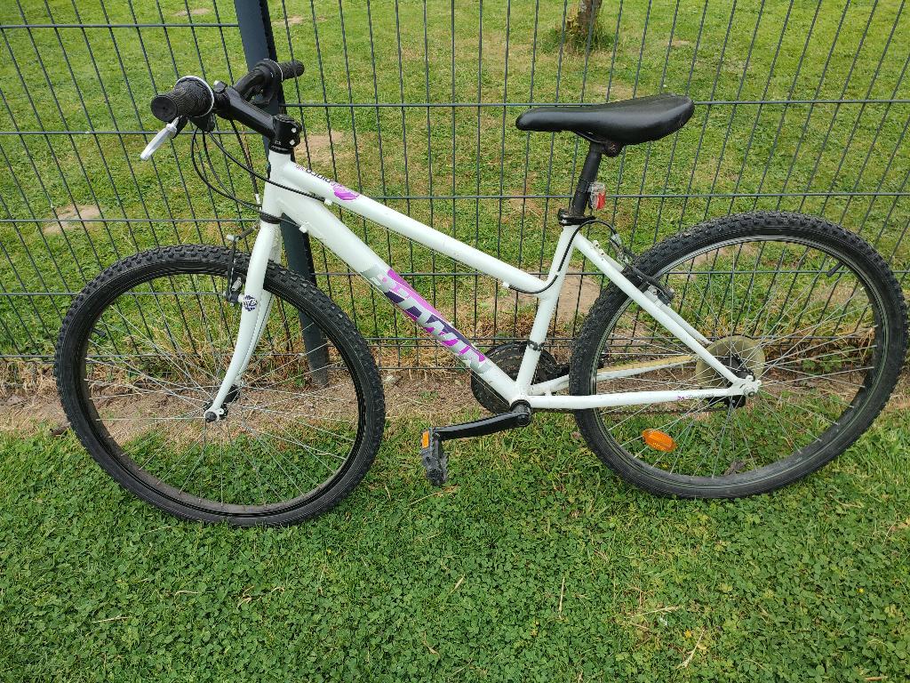 Vélo fille, Enlèvement, Utilisé