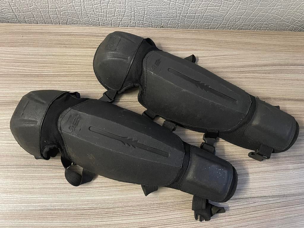GA Power Equipment Spares knie-scheenbeschermers kettingzaag, Ophalen, Gebruikt, Overige soorten