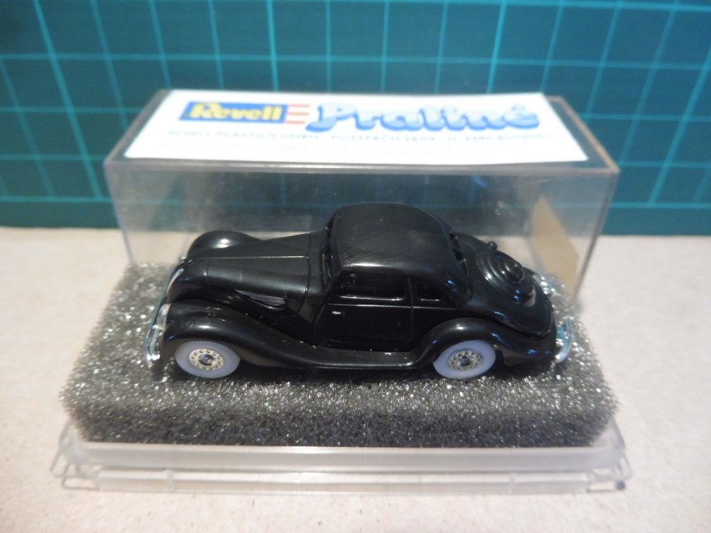 1:87 Praliné 2006 BMW 327 Coupé zwart 1938-1941, Enlèvement ou Envoi, Comme neuf, Voiture, Autres marques
