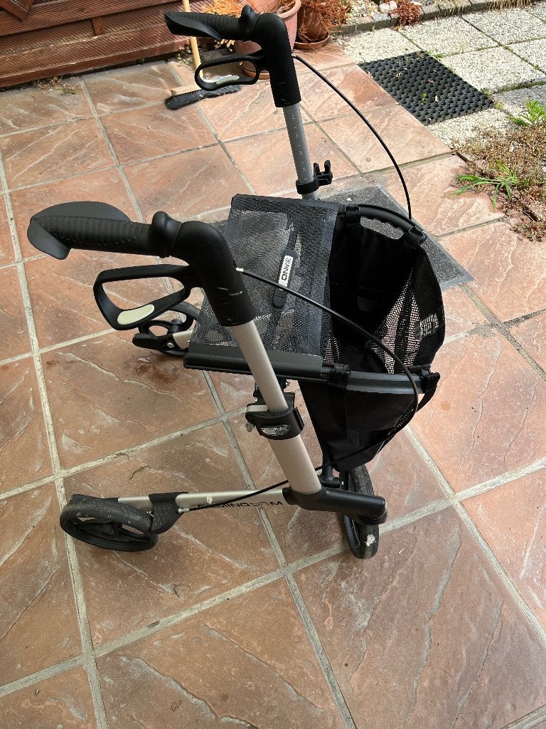 Rollator gemino 30 M, Ophalen, Opvouwbaar, Zo goed als nieuw