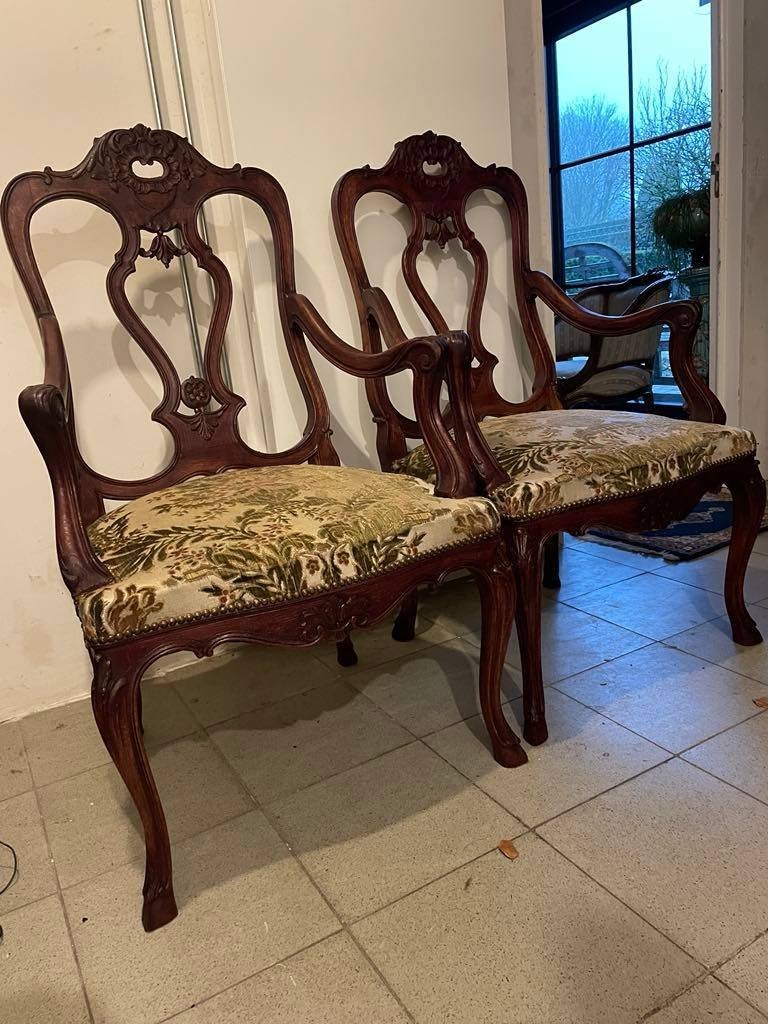 Luiks bijzet stoelen met hoge leuning., Ophalen