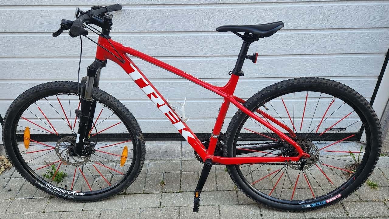 Vtt trek marlin, Vélos & Vélomoteurs, Comme neuf, Enlèvement, Hommes, Frein à disque