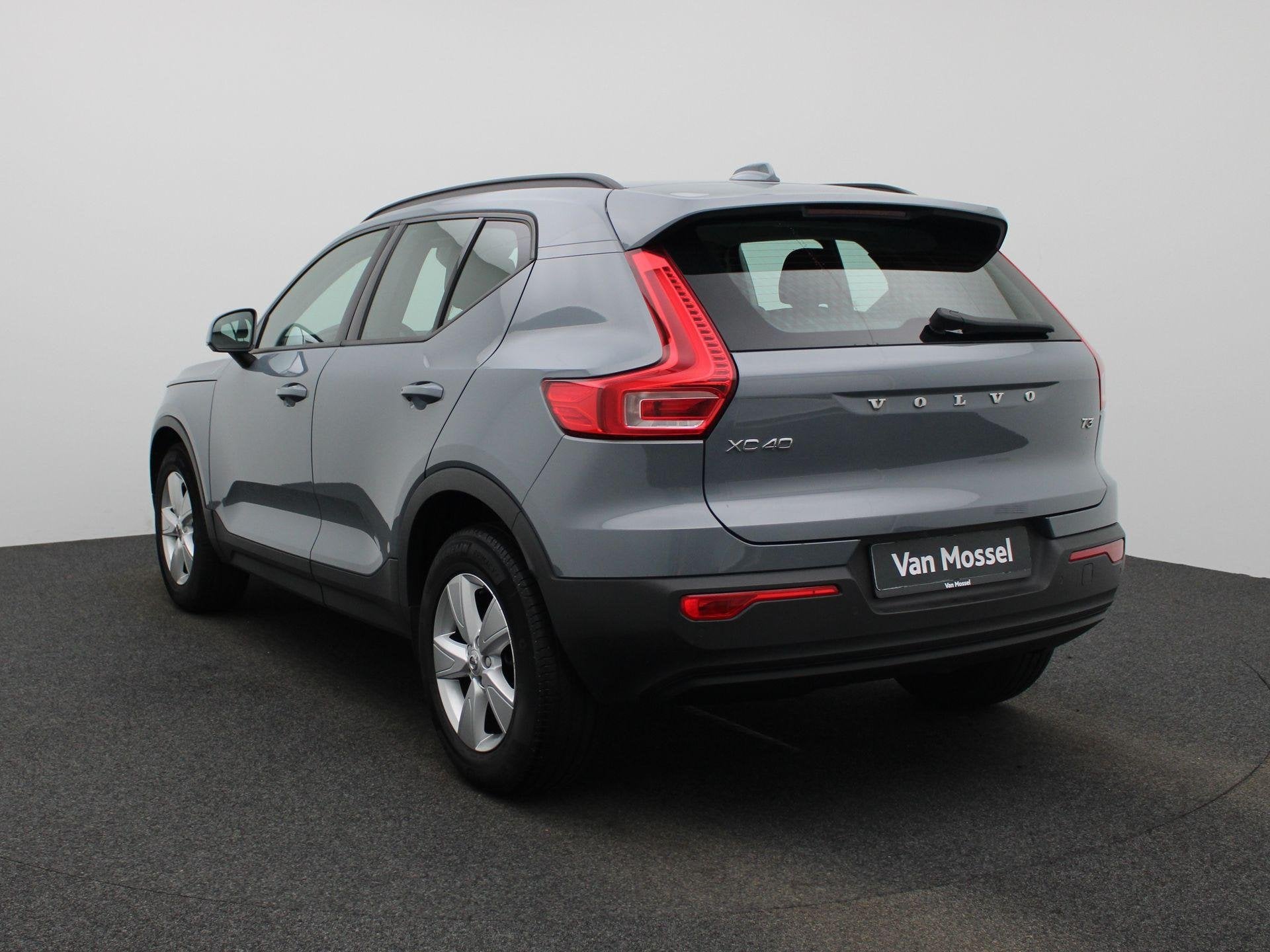 Volvo XC40 T3 Momentum CARPLAY | NAVI | CAMERA, Auto's, Voorwielaandrijving, Stof, Gebruikt, 1574 kg