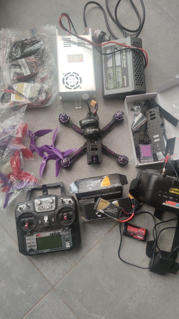 Drone fpv X220s, TV, Hi-fi & Vidéo, Drones, Moins de 15 minutes, Drone de course, Enlèvement, Utilisé