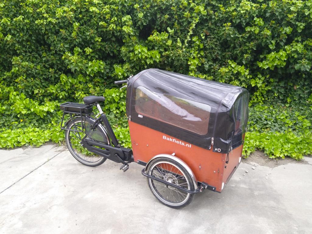 Bakfiets nl cargotrike wide elektrisch, 4 kinderen of meer, Gebruikt, Huif, Trommelrem