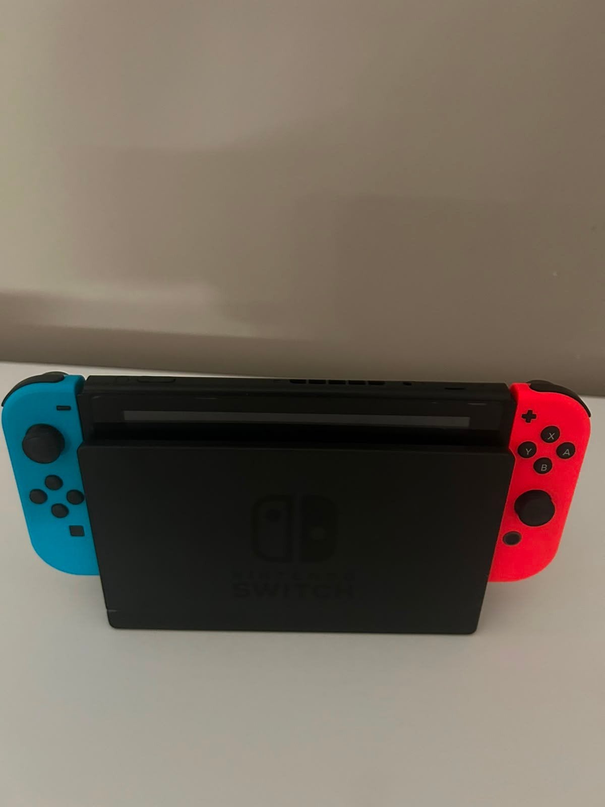 Nintendo Switch in heel goede staat, Games en Spelcomputers, Spelcomputers | Nintendo Switch, Ophalen, Zo goed als nieuw, Switch Original