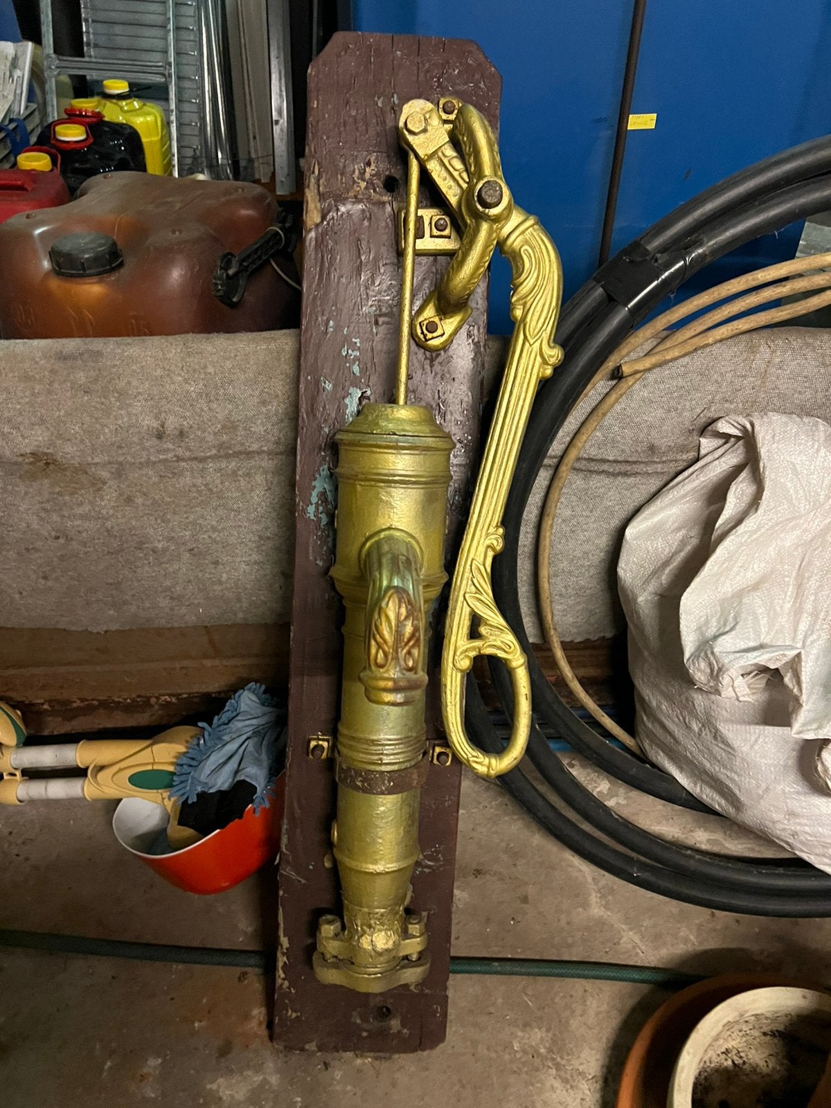 Waterpomp, Ophalen, Gebruikt