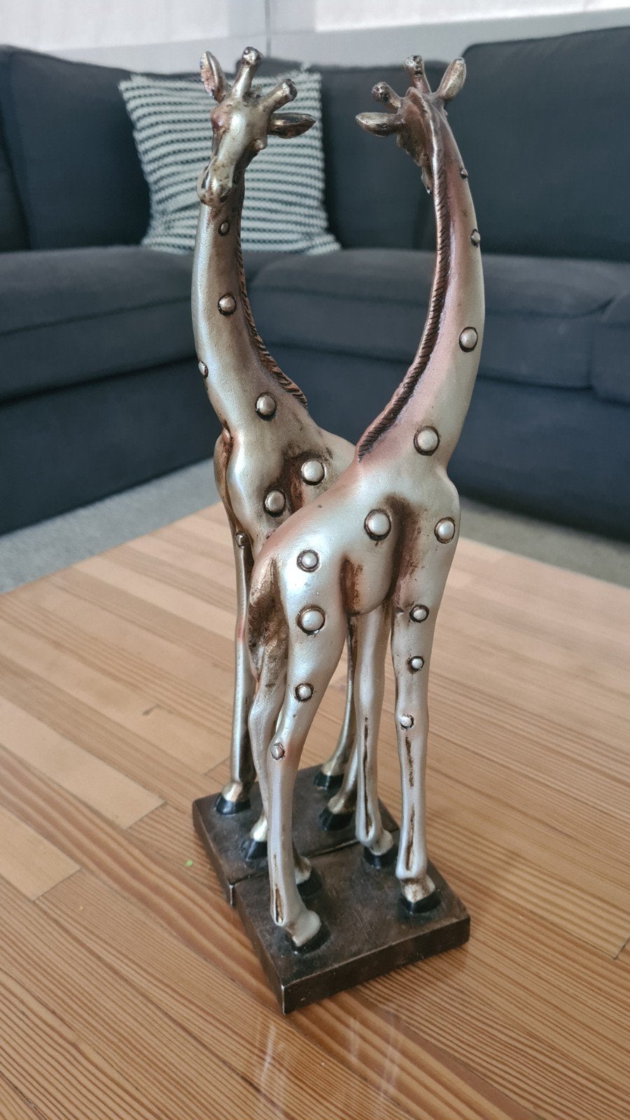 Twee mooie Giraffen, Ophalen