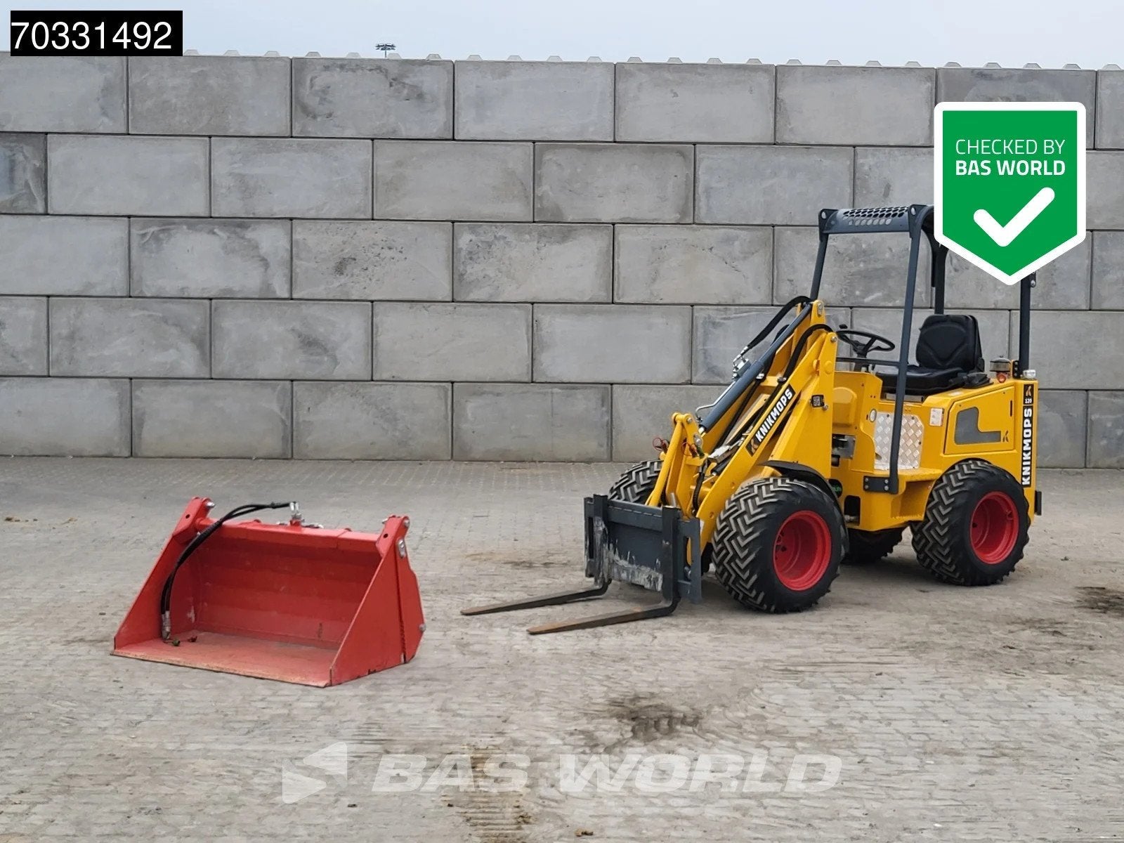 Knikmops 120 (No Giant G 2200), Articles professionnels, Machines & Construction | Grues & Excavatrices, Chargeuse sur pneus ou Chouleur