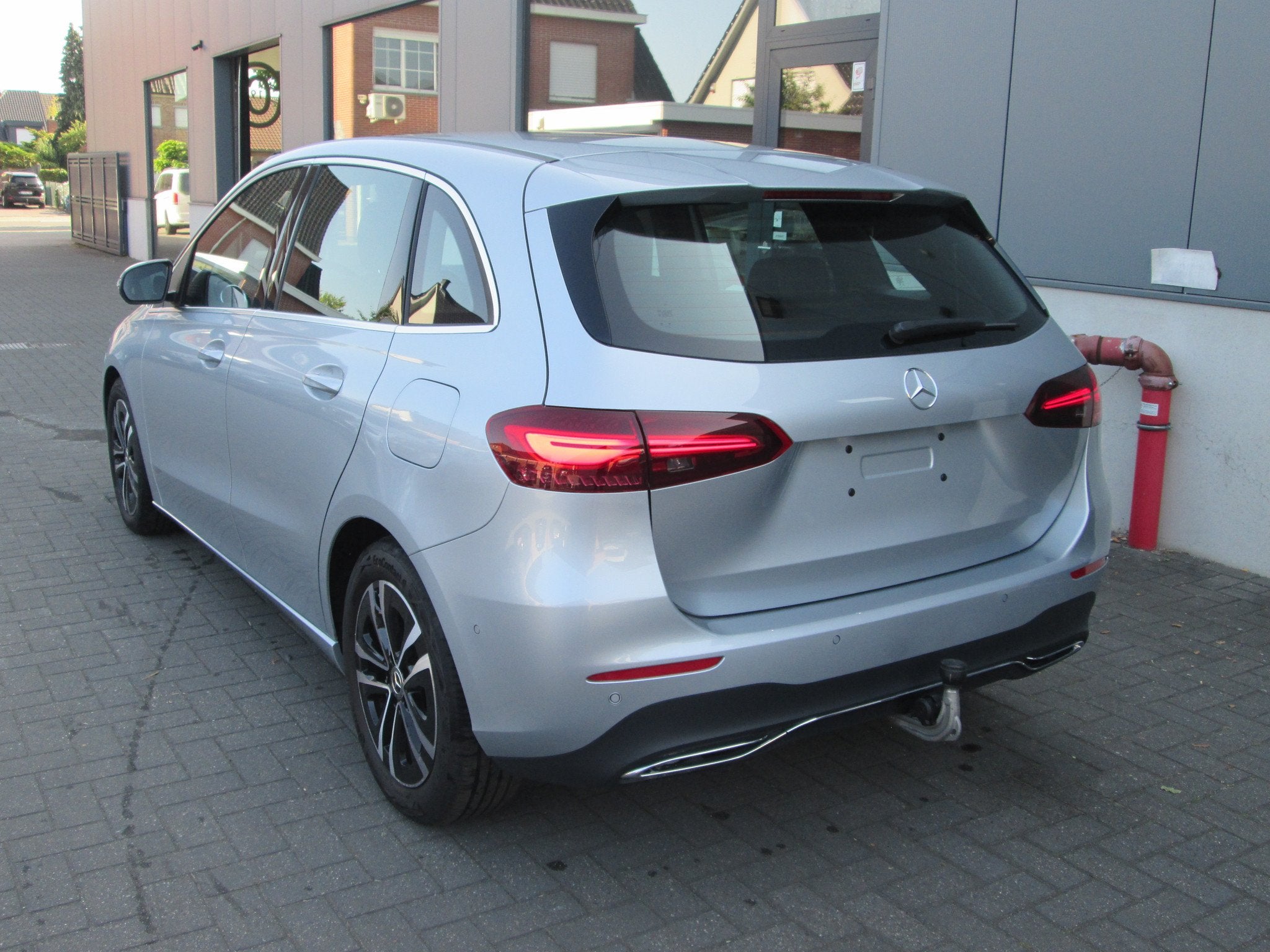 Mercedes-Benz B-Klasse 180 PROGRESSIVE TREKHAAK LED WINTERPA, 100 kW, Achat, Euro 6, Entreprise