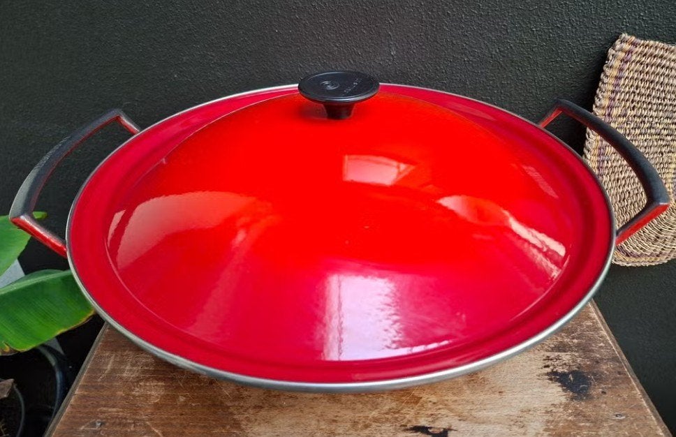 Le creuset wok 37 cm, Huis en Inrichting, Keuken | Potten en Pannen, Gietijzer, Le Creuset, Ophalen of Verzenden, Zo goed als nieuw