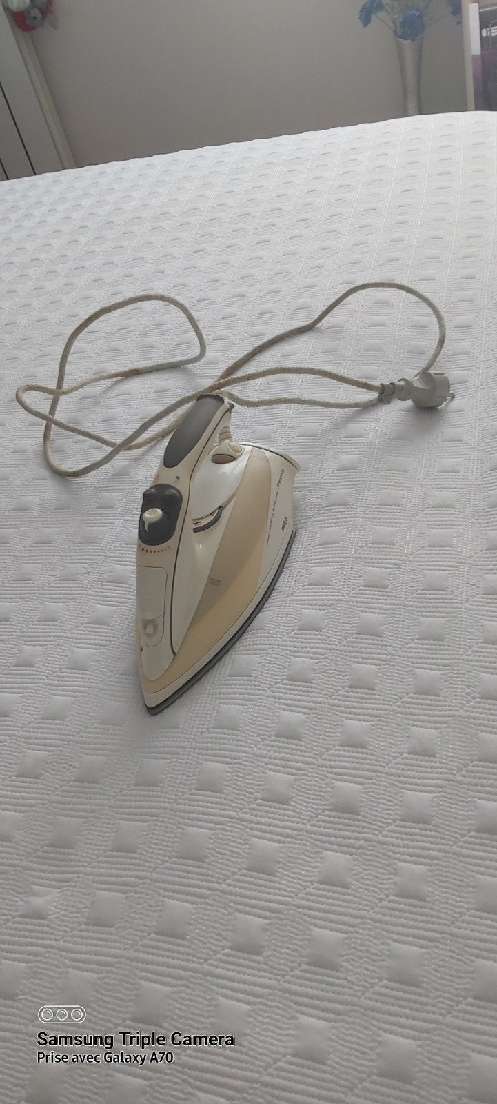 Fer à repasser BRAUN, Elektronische apparatuur, Strijkijzers en Strijkplanken, Ophalen, Gebruikt, Strijkijzer met snoer