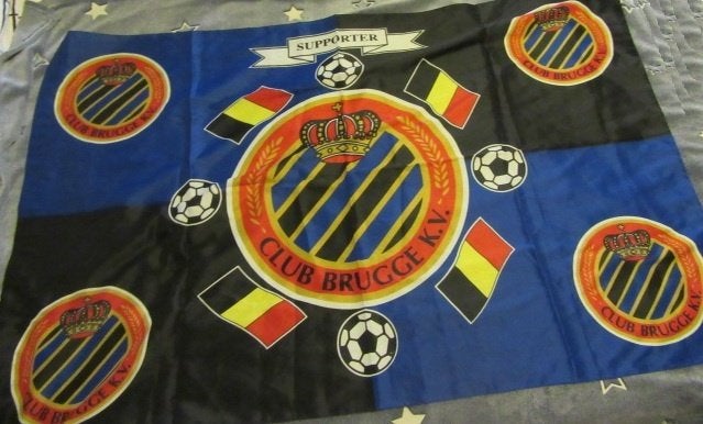 Vlag Club Brugge - voetbal - blauw / zwart - vintage, Enlèvement ou Envoi, Utilisé, Autres types