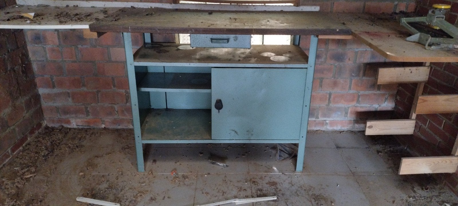 Werkbank ijzer met houte tablet, Ophalen, Gebruikt, 100 tot 150 cm, Minder dan 100 cm