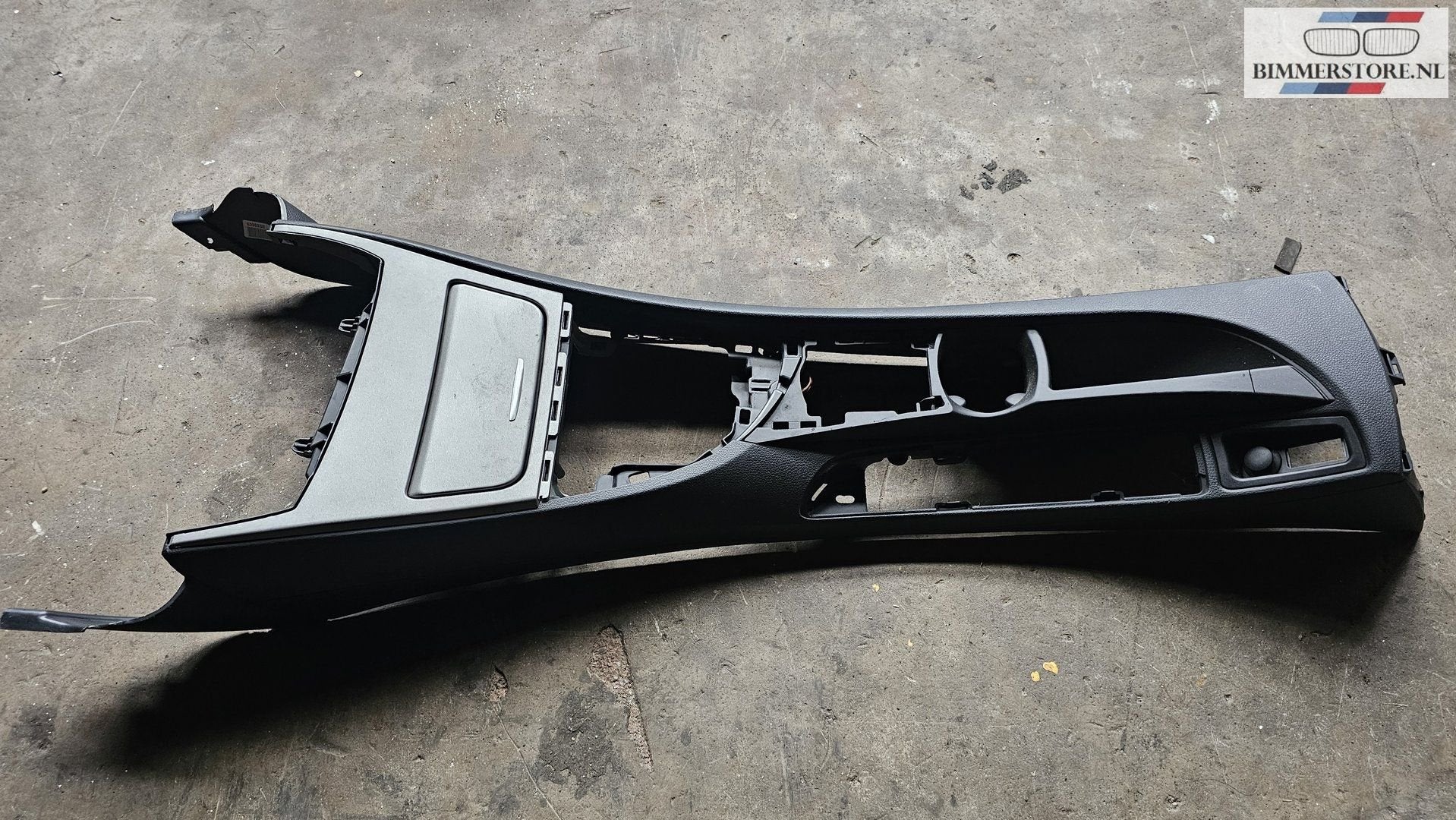 Middenconsole met bekerhouder voorzijde BMW 1 serie E82 5116, Auto-onderdelen, Gebruikt, -, Ophalen of Verzenden, -