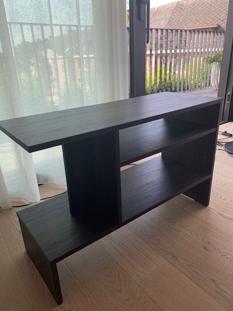 Table d'appoint avec bibliothèque, Enlèvement