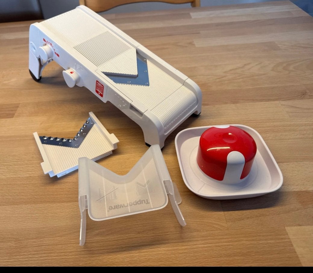 Mandochef Tupperware en très bon état valeur 109€, Hobby & Loisirs créatifs, Enlèvement ou Envoi, Comme neuf