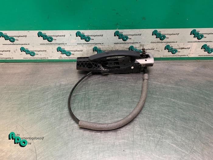 Poignée portière 4portes avant gauche d'un Seat Ibiza (Ibi, -, 3 mois de garantie, Utilisé, -