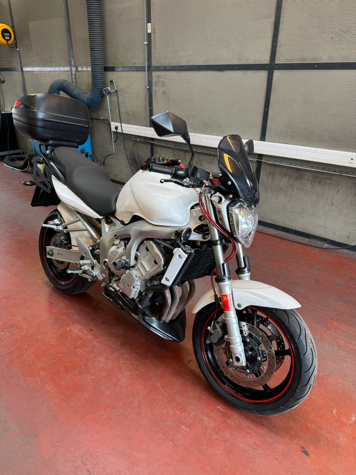 Yamaha FZ6 N 600cc 98ch, Motoren, Occasion, 4 cilinders, Motorrijbewijs A, Bedrijf