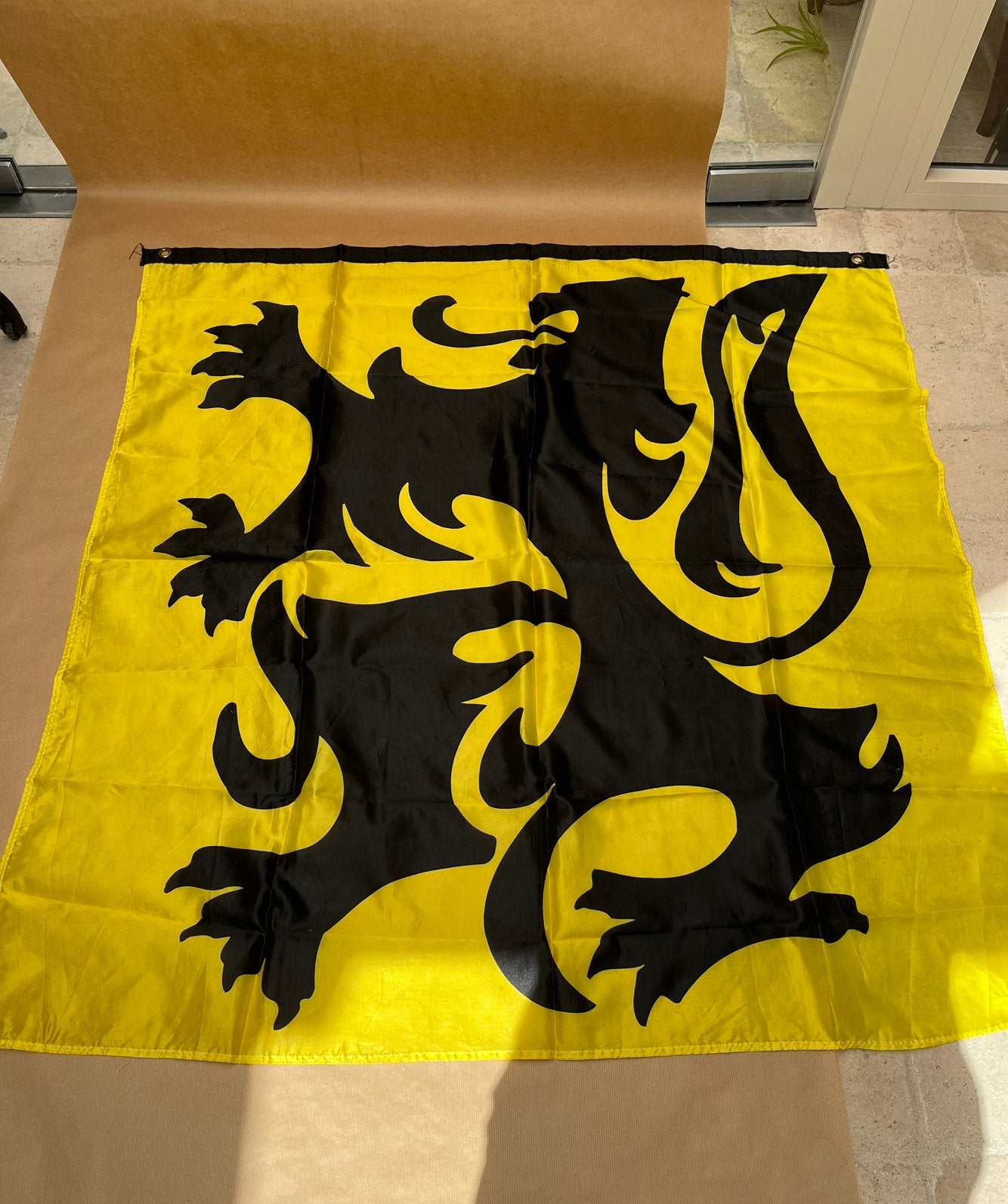 Vlag Vlaamse Leeuw, Ophalen of Verzenden, Zo goed als nieuw