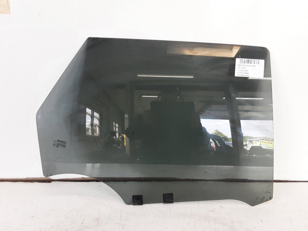 VITRE ARRIERE DROITE Renault Captur (2R) (01-2013/-), Renault, Mevr. I. Hauben, Utilisé, Rue de l'Espoir 34 34
4030  GRIVEGNÉE, BE